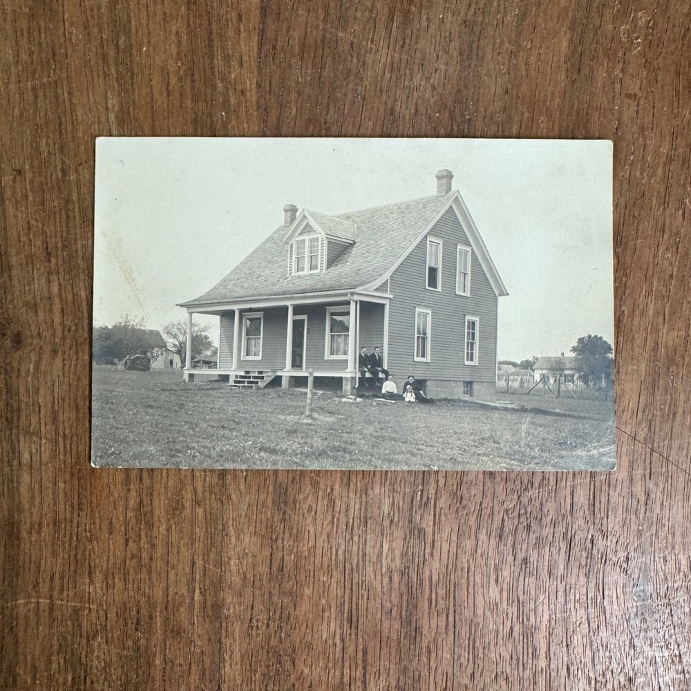 Antique Photo‎ Postcard Farmhouse Family Portrait Early 1900s Collectible